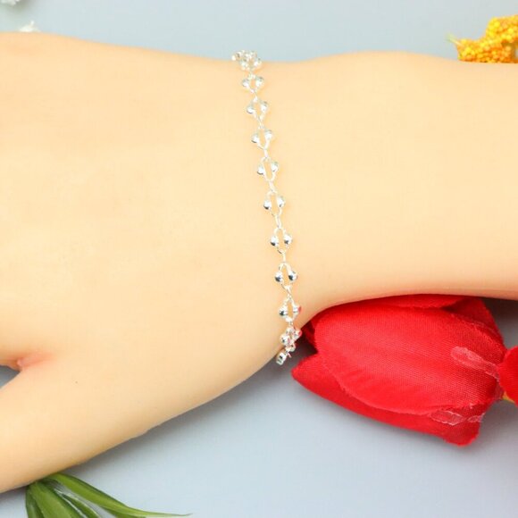"Elegant & Trendy Bracelet, A Perfect Gift for Women, Thoughtful, EVCH1761 - Picture 1 of 10